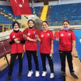 Beşikdüzü Şehit Öğretmen Gürhan Yardım Ortaokulu'ndan İkincilik Başarısı